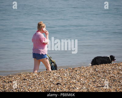 Sheerness, Kent, UK. 27 juillet, 2018. Météo France : un matin chaud de cuisson à Sheerness, Kent. Credit : James Bell/Alamy Live News Banque D'Images