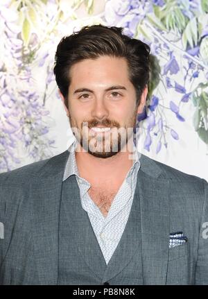 Chris McNally aux arrivées de l'été 2018 Hallmark Channel TCA Press Tour, résidence privée, Los Angeles, CA, 26 juillet 2018. Photo par : Elizabeth Goodenough/Everett Collection Banque D'Images