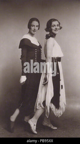 Par Photographe inconnu, méthyle vintage print, 1920 736 Gwen Farrar et Norah Blaney, 1920 Banque D'Images