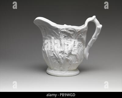 Pichet de maïs. Culture : L'Américain. Dimensions : 10 1/8 x 3 5/8 in. (25,7 × 9,2 cm). Fabricant : Le sud de Porcelain Company. Date : 1855-60. Musée : Metropolitan Museum of Art, New York, USA. Banque D'Images