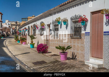 Les cabanes de pêcheurs à Estepona, Espagne Banque D'Images