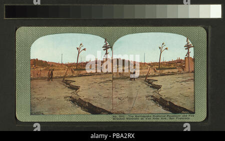 1631 La rupture du séisme et l'incendie a ravagé la chaussée mansions sur Van Ness Avenue, San Francisco (NYPL b11707375-G90F001 041F) Banque D'Images