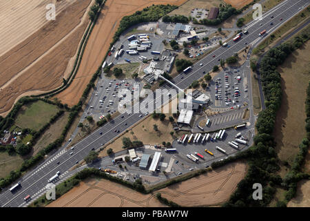 Vue aérienne de Woodall Services sur la M1 près de Sheffield Banque D'Images