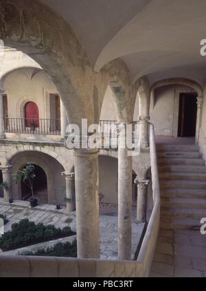 CLAUSTRO. Emplacement : CONVENTO DE LA CORIA, Trujillo, Caceres, ESPAGNE. Banque D'Images