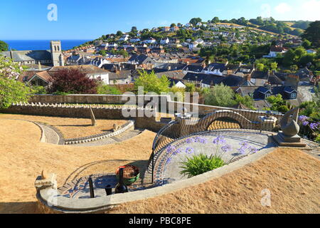 Vue panoramique de joli village côtier de la bière dans l'est du Devon Banque D'Images