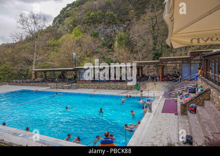 Pozar Pozar et bains thermaux au pied de Kaimaktsalan c'est une destination à Pella en Macédoine et connue de tout le monde comme Pozar thermes naturelles Banque D'Images