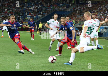 Nizhny Novgorod, Russie. 30 Juin, 2015. Lecteur Manuel Fernandesh Lokomotiv, Vladislav Ignatiev, Alexeï Miranchuk et CSKA player Fedor Chalov, Dmitry Efremov vu en action lors de la Super Coupe de Russie Olimp.le CSKA Moscou a remporté la Super Coupe de Russie Olimp avec une victoire de 1-0 au Stade Lokomotive à Nizhny Novgorod. Credit : Aleksey Fokin SOPA/Images/ZUMA/Alamy Fil Live News Banque D'Images