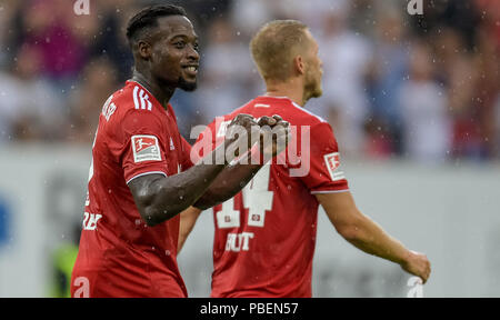 Hambourg, Allemagne. 28 juillet, 2018. Le soccer, test matches : Hamburger SV vs AS Monaco dans le Volksparkstadion. Hambourg, Khaled Narey fête ses 2:0 objectif. Axel Heimken Crédit :/dpa/Alamy Live News Banque D'Images