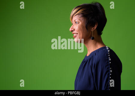 Belle maturité multi-ethnic businesswoman Banque D'Images
