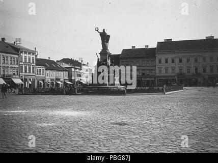 Szabadság tér, 1592-emlékműve vértanúk Aradi (Huszár Adolf és Zala György alkotása). Fortepan 17684 Banque D'Images