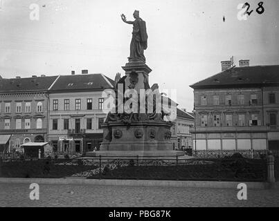 Szabadság tér, 1592-emlékműve vértanúk Aradi (Huszár Adolf és Zala György alkotása). Fortepan 17685 Banque D'Images