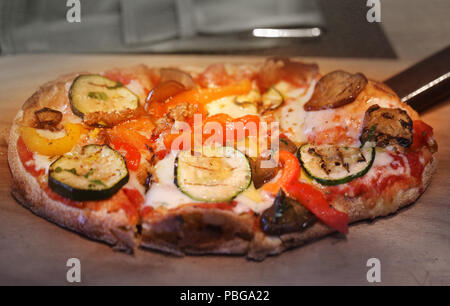 Photo d'une macro de délicieuses Pizza aux légumes Banque D'Images