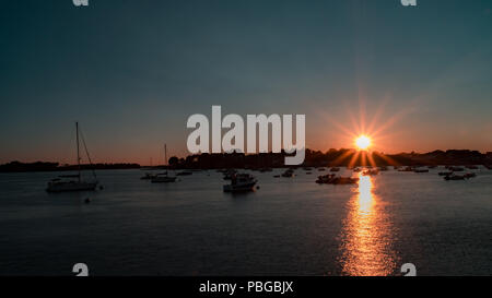 Coucher de soleil au port de larmor baden Banque D'Images