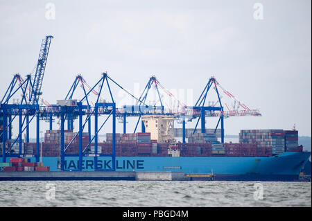 Magleby Maersk container ship in Terminal à conteneurs en eaux profondes DCT à Gdansk, Pologne. 22 juillet 2018 © Wojciech Strozyk / Alamy Stock Photo Banque D'Images