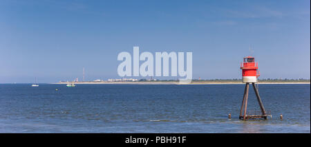 Panorama d'un phare près de l'île de Borkum, Allemagne Banque D'Images