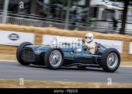 1950 Type GRE 15 V16 avec chauffeur Doug Hill au Goodwood Festival of Speed 2018, Sussex, UK. Banque D'Images