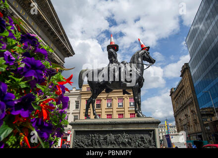 Le Wellington equestrian statue est une statue d'Arthur Wellesley, 1er duc de Wellington, situé sur Royal Exchange Square, à Glasgow, en Écosse. Banque D'Images