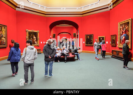 Edimbourg, Ecosse - Juillet 17, 2016 : Intérieur de la Scottish National Gallery, Édimbourg, Écosse. Il a été conçu par William Henry Playfair Banque D'Images