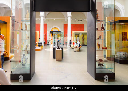 Londres, Angleterre - le 23 juillet 2016 : Victoria and Albert Museum, Londres. Elle a été fondée en 1852 Banque D'Images