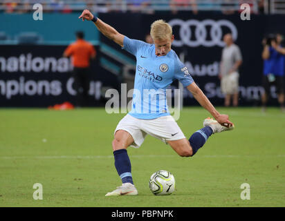 Miami Gardens, Florida, USA. 28 juillet, 2018. Le milieu de terrain de Manchester City, Oleksandr Zintchenko (35) en action au cours de la première moitié d'un match de Coupe des Champions entre le Bayern et Manchester City au Hard Rock Stadium de Miami Gardens, en Floride. Crédit : Mario Houben/ZUMA/Alamy Fil Live News Banque D'Images