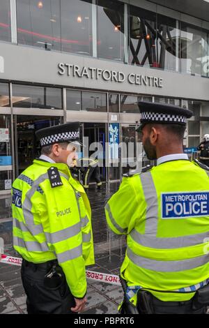Stratford, Londres, Angleterre, 29 Juillet 2018 Centre commercial de Stratford, l'eau s'arrête principal centre commercial, Brian Duffy Crédit/Alamy Live News Banque D'Images