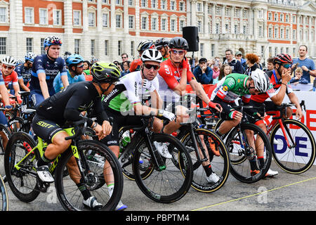 Londres, Royaume-Uni, 28 juillet 2018. Mark Cavendish au démarrage pendant à Prudential RideLondon Surrey Classic 2018 le dimanche, Juillet 29, 2018, London England : Photo : Taka G Wu Banque D'Images