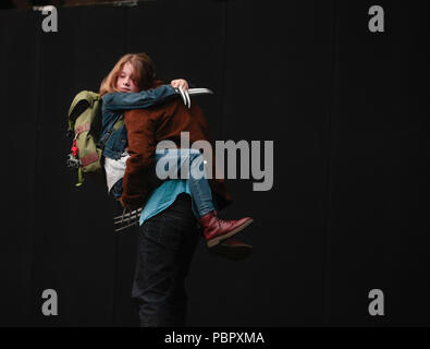 London UK 29 Juillet 2018 London Film & Comic Con cos joueurs avec costumes de stars préférés à partir de la télévision, participant à la finale grande mascarade@Paul/Quezada-Neiman Alamy Live News Banque D'Images