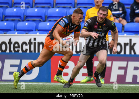 Widnes, UK, le 29 juillet 2018 , sélectionnez Sécurité Stadium, Widnes, Angleterre ; Betfred Super League rugby, Round 23, Widnes Vikings v Castleford Tigers ; Greg Eden de Castleford Tigers Credit : Nouvelles Images /Alamy Live News Banque D'Images