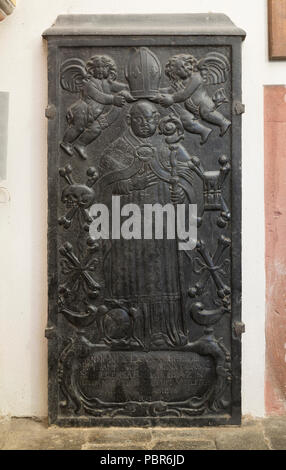 Bei Brauweiler Pulheim, Abteikirche, Turmhalle, Grabplatte Banque D'Images