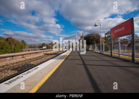 La gare de Bathurst historique, ouvert en 1876 et toujours une connexion entre le dispositif Trainlink Central Tablelands et Sydney Banque D'Images