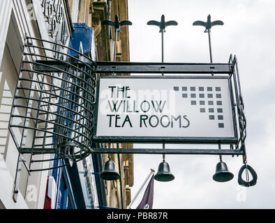 Le Willow Tea Rooms Rennie Mackintosh Art Nouveau signe, Buchanan Street, Glasgow, Scotland, UK Banque D'Images