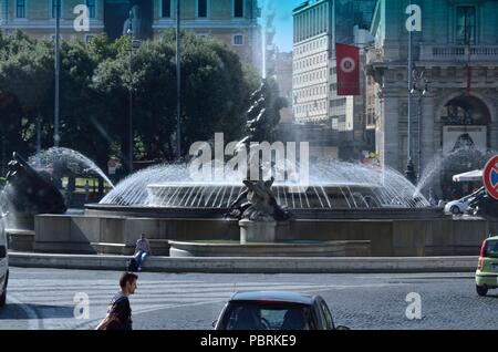 Fontaine des Naïades dans la Piazza della Repubblica, Rome, Italie Banque D'Images