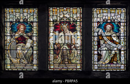 Vitraux dédiée aux anciens kirk Robert Mowat (1845-96), William Hypolite Cornillon (1860-97) et James Simson (1795-1876), Tron Kirk. Banque D'Images