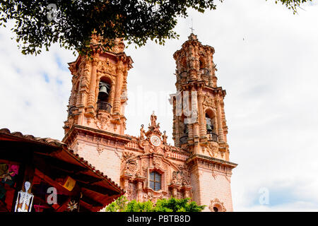 Église de Santa Prisca, Taxco de Alarcon, Guerrero, Mexique. Construit entre 1751 et 1758 Banque D'Images