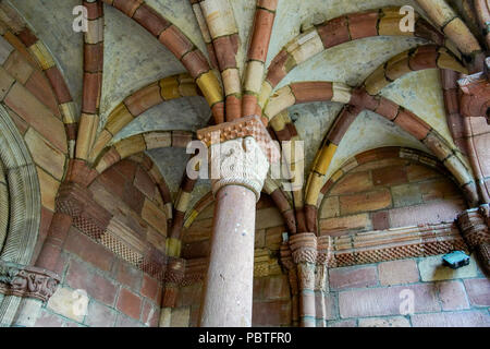 Collégiale Saint Michel-et-Gangolphe à Lautenbach est une commune française, située dans le département du Haut-Rhin, Alsace, France. Banque D'Images