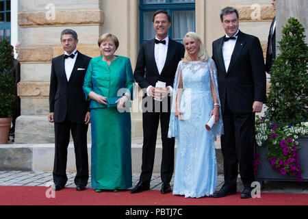 (V.l.) Joachim Sauer, Mark Rutte, Angela Merkel (Bundeskanzlerin), Dr. Markus Söder (Bayerischer Ministerpräsident) mit Ehefrau Katrin Banque D'Images