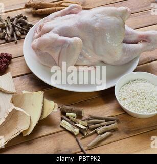 La nourriture coréenne samgyetang, soupe de poulet au ginseng Banque D'Images