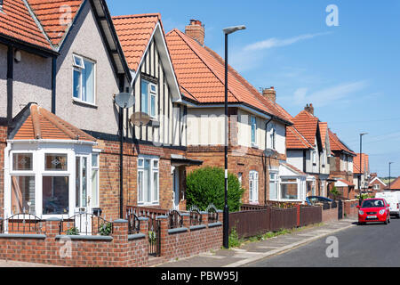 Maisons jumelées, Chapman Street, Fulwell, Sunderland, Tyne et Wear, Angleterre, Royaume-Uni Banque D'Images