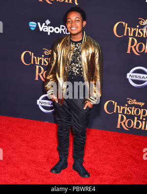 Burbank, Californie, USA. 30 juillet 2018. Isaac Brown assiste à la première de Disney's 'Christopher Robin" à Walt Disney Studios le 30 juillet 2018 à Burbank, Californie. Credit : Tsuni / USA/Alamy Live News Banque D'Images