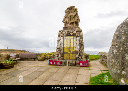 Monument commémoratif de guerre à bord des régiments écossais qui ont perdu des hommes dans deux guerres mondiales, Oban, Argyll and Bute, Ecosse, Royaume-Uni Banque D'Images