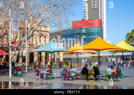 Centenary Square dans le centre-ville de Parramatta, Sydney, Australie de l'Ouest Banque D'Images