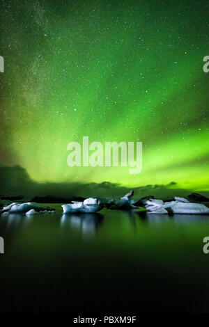 Northern Lights, Aurora Borealis, lagon Jökulsárlón, Islande, Europe Banque D'Images