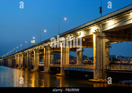 Pont Banpo à Séoul, Corée du Sud Banque D'Images