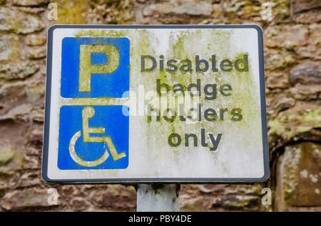 Une mobilité porte-badge parking sign. Banque D'Images