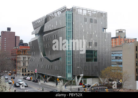 Cooper Union, 41 Cooper Square, New York, NY. extérieur de leur bâtiment scolaire Banque D'Images