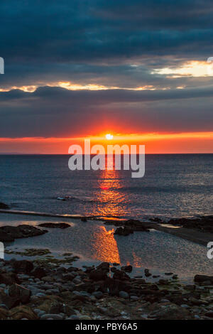 Coucher du soleil à Westward Ho !, Devon, UK Banque D'Images