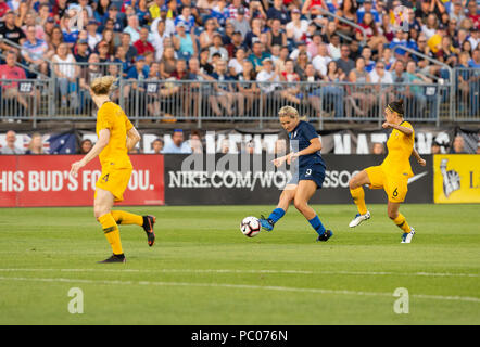 East Hartford, États-Unis. 29 juillet, 2018. Lindsey Horan (9) des USA kicks ball tournoi de Nations au cours de match contre l'Australie à Pratt & Whitney stadium fin du jeu à tirer 1 - 1 Crédit : Lev Radin/Pacific Press/Alamy Live News Banque D'Images