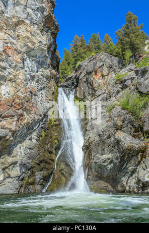 Crow Creek Falls dans l'Elkhorn montagnes près de radersburg, Montana Banque D'Images