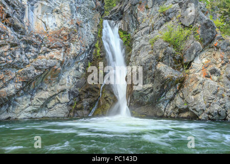 Crow Creek Falls dans l'Elkhorn montagnes près de radersburg, Montana Banque D'Images