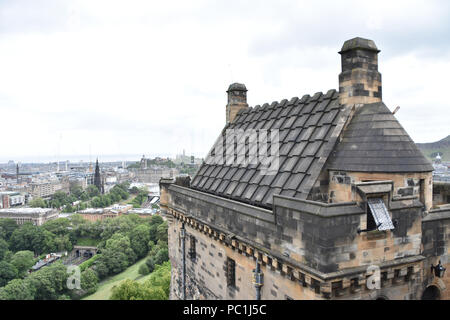 Vue du château d'Édimbourg à la ville à l'arrière. Juin, 2018 Banque D'Images